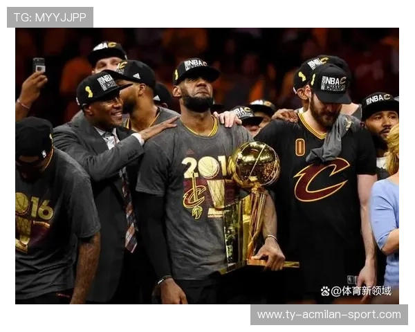 勇士队续约球队核心，打造王朝基础，勇士队的